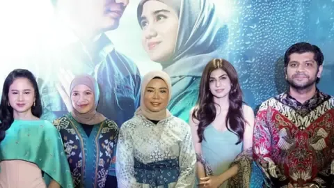 The Way a Man’s Romance with His Wife’s Mother Became a Viral Motion Picture in Indonesia